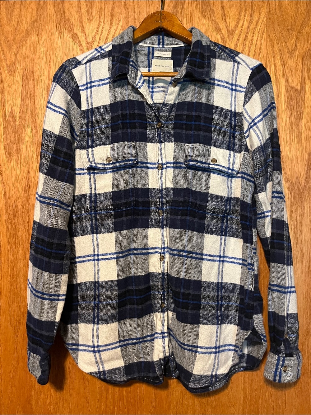 American Eagle Outfitters Blue, White & Navy Plaid Flannel Shirt